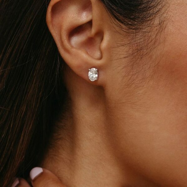 oval-cut-diamond-zydo-italy-earring