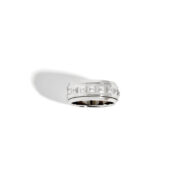 FSJ306-bague Rockaway-spinner-argent-vu-face-fond-blanc-ombre