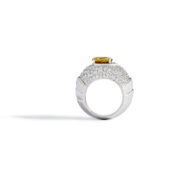 FSJ368-bague-Meaningful-Beauties-argent-saphir-jaune-diamants-vue-côté-fon-blanc-ombre